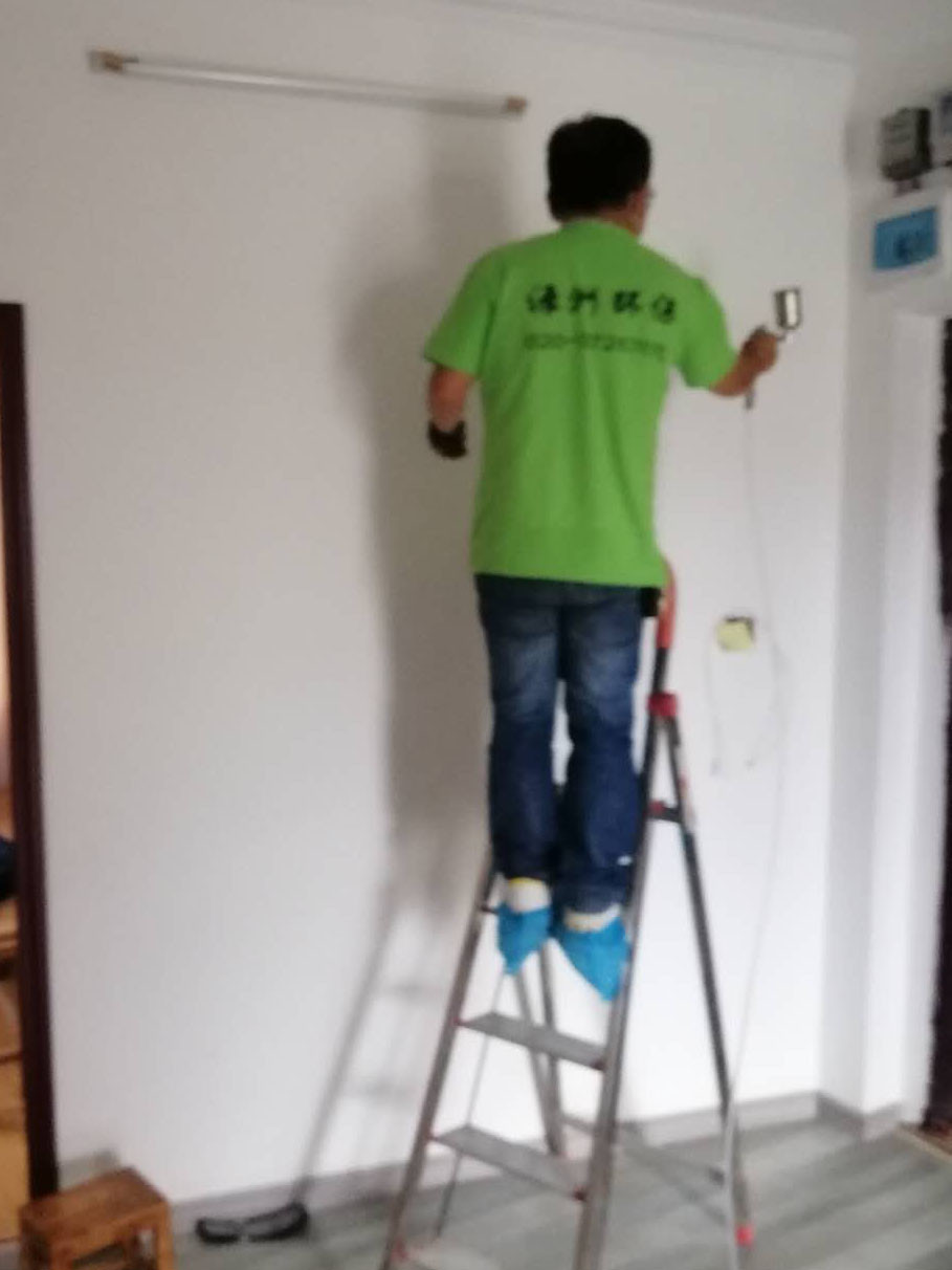 办公室治理墙面甲醇