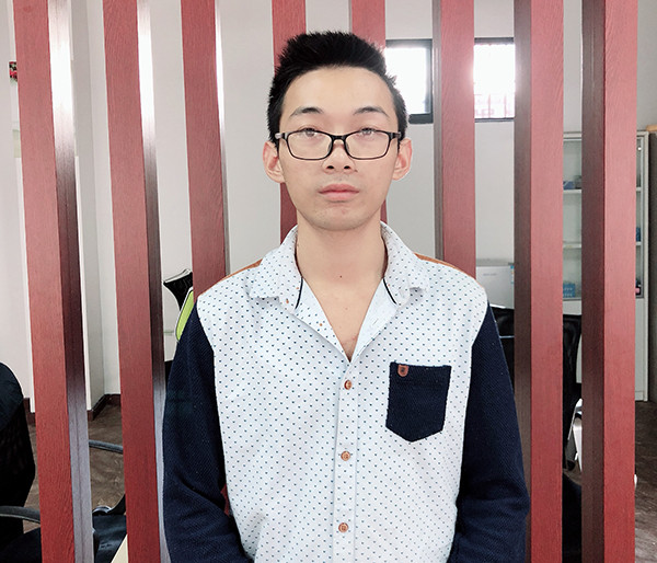 林周（項目經理）