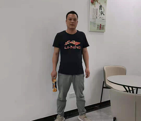戴小林（項目經(jīng)理）