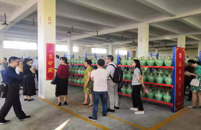 图片2副本.jpg